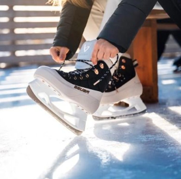 Bauer IJshockeyschaatsen Zwart/Wit dames (RADIANT HEATED REC ICE SKATE - IJSHOCKEY - RADIANT.WHITE/BLACK) - GL Sport (Sluis)