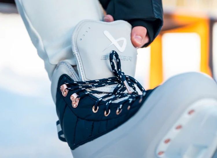 Bauer IJshockeyschaatsen Zwart/Wit dames (RADIANT HEATED REC ICE SKATE - IJSHOCKEY - RADIANT.WHITE/BLACK) - GL Sport (Sluis)