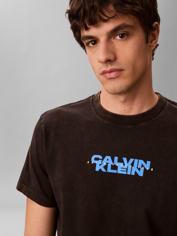 Calvin Klein T-shirt Antraciet heren (SS WASHED SPINE T-SHIRT - LV04RG834G.UB1) - GL Sport (Sluis)