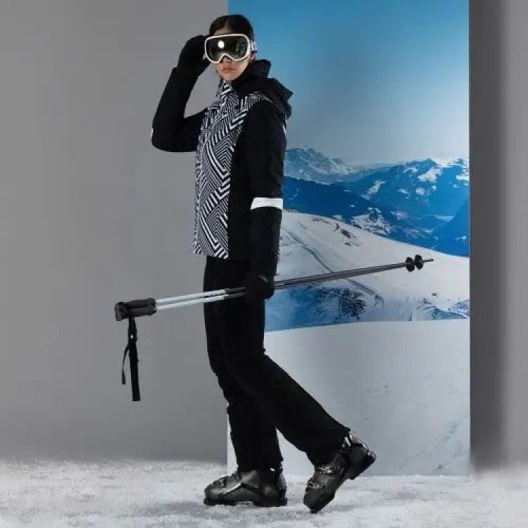 CMP Vest Zwart/Wit dames (WOMAN JACKET FIX HOOD - 33W0686.35ZP) - GL Sport (Sluis)