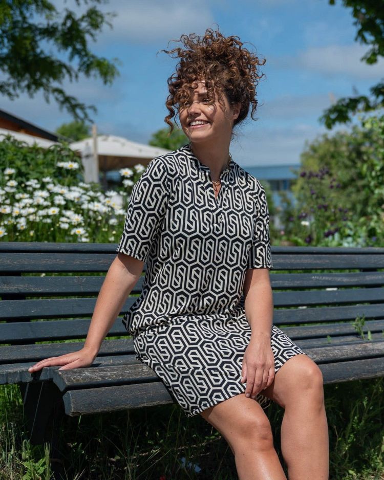 FOS Amsterdam Jurk Zwart dames (ANDRIEN BIJENKORF-ET DRESS - ANDRIEN.7464.ZWART) - GL Sport (Sluis)