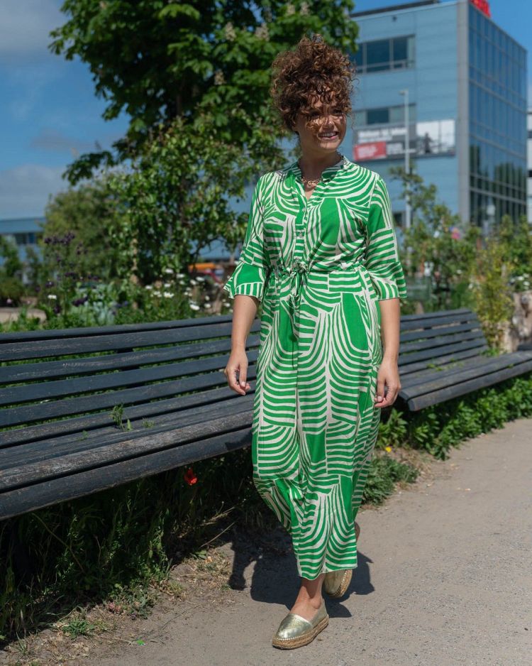 FOS Amsterdam Jurk Groen dames (LALIA CURVY LINES DRESS - LALIA.7457.GROEN) - GL Sport (Sluis)