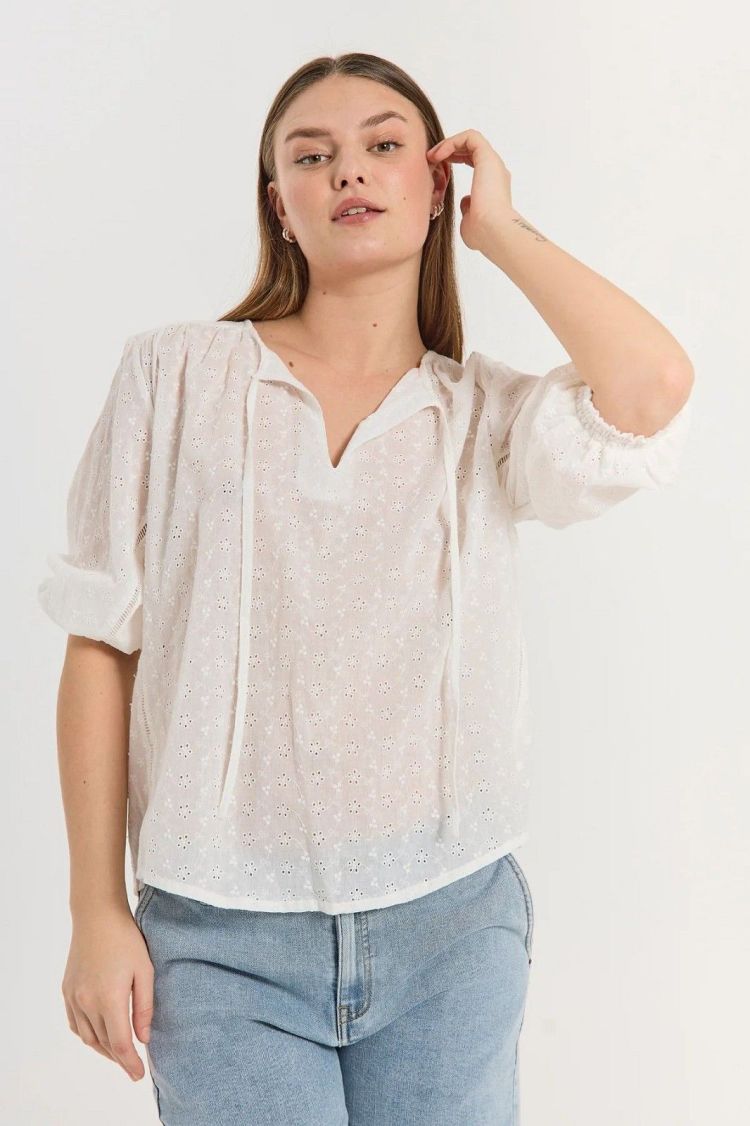 Freequent Blouse Off-white dames (DIVA BLOUSE - FQDIVA.OFFWHITE) - GL Sport (Sluis)