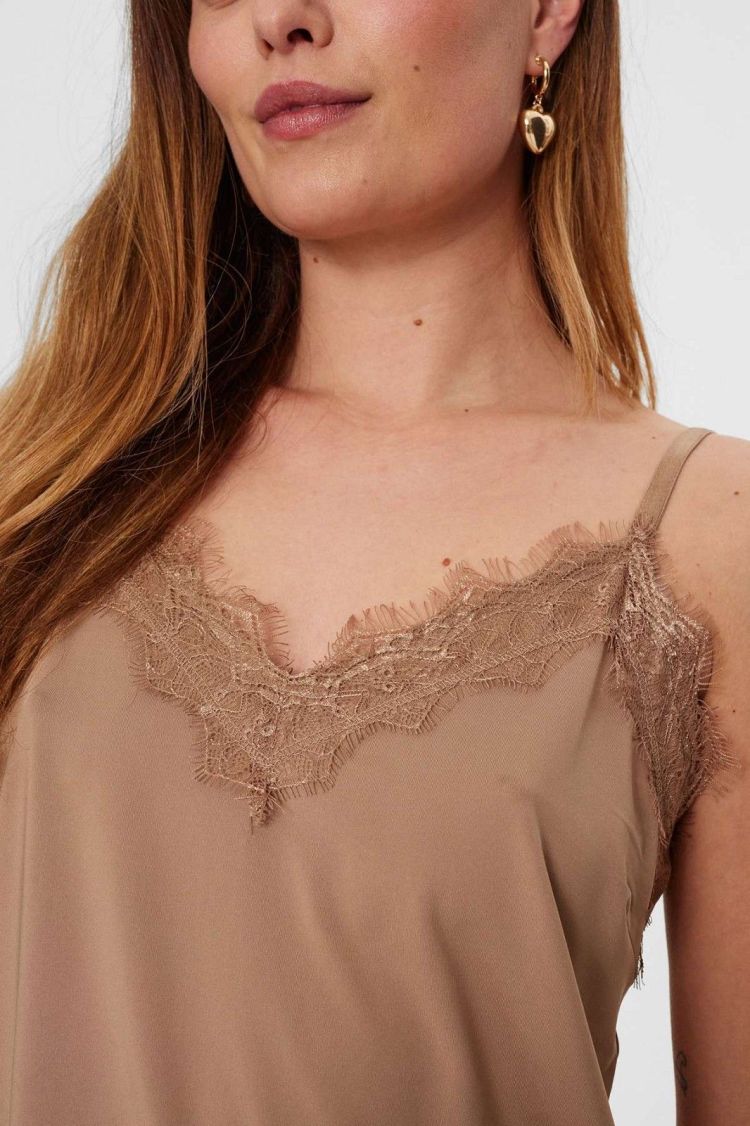 Freequent Top Beige dames (FQBICCO TOP - DESERT TAUPE - 120962.DESERTTAUPE) - GL Sport (Sluis)