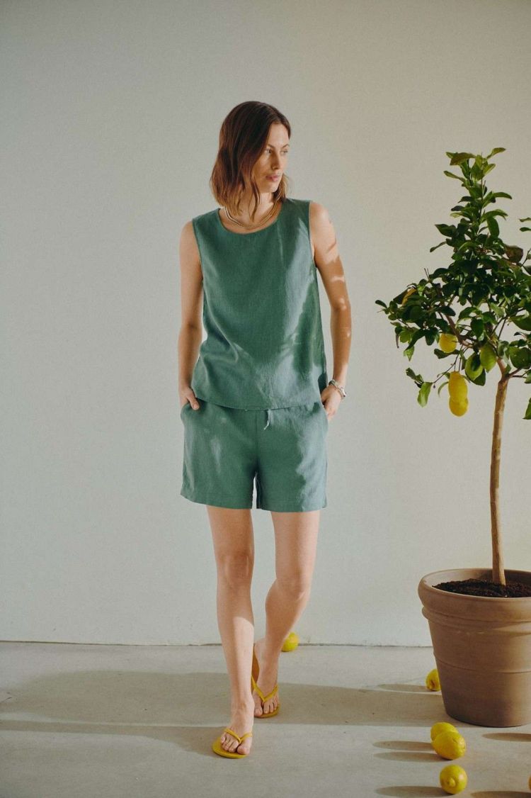 Freequent Short Groen dames (LAVA SHORTS - FQLAVA-SHO.DARKFOREST) - GL Sport (Sluis)