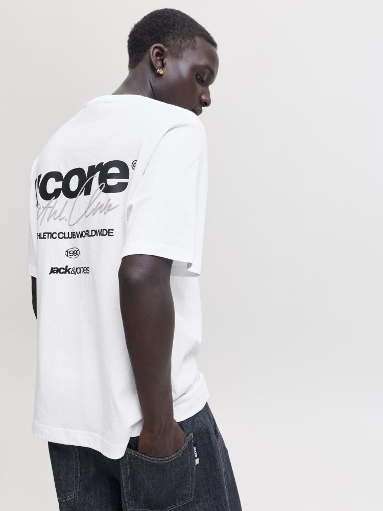 Jack & Jones T-shirt Wit heren (CLUB BACKSCRIPT TEE SS CREW NECK - 12300239.BRIGHTWHITE) - GL Sport (Sluis)