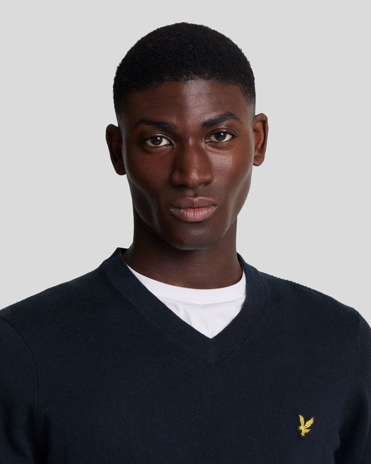 Lyle & Scott Pull Blauw heren (COTTON MERINO V-NECK JUMPER - KN2111VC.Z271) - GL Sport (Sluis)