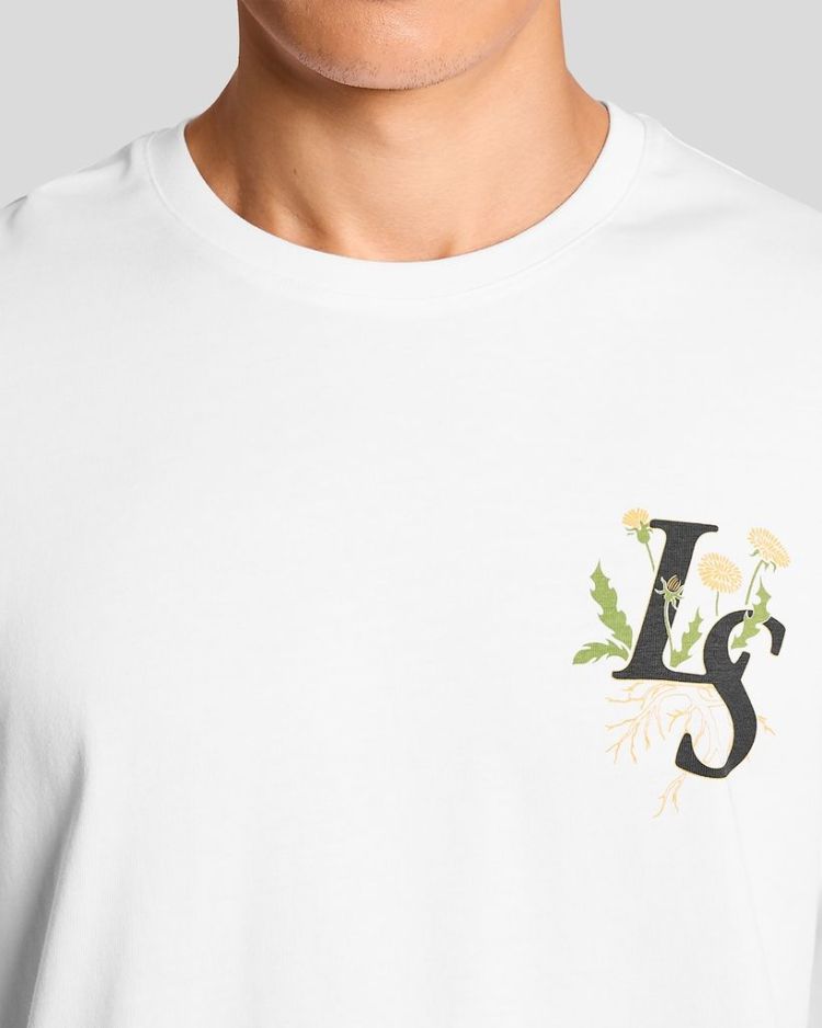Lyle & Scott T-shirt Wit heren (DANDELION SCRIPT GRAPHIC T-SHIRT - TS2417V.626) - GL Sport (Sluis)
