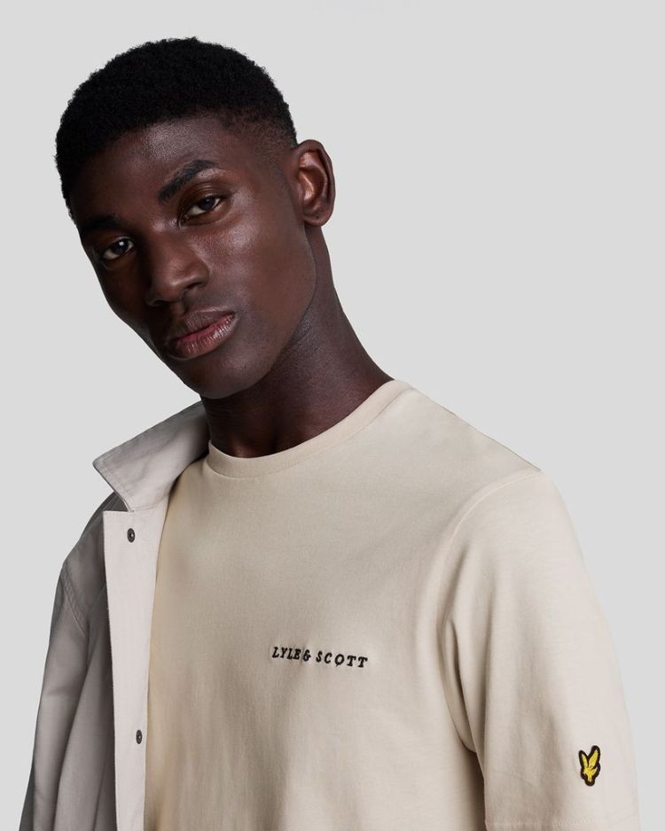 Lyle & Scott T-shirt Beige heren (EMBROIDERED T-SHIRT - TS2007V.X239) - GL Sport (Sluis)