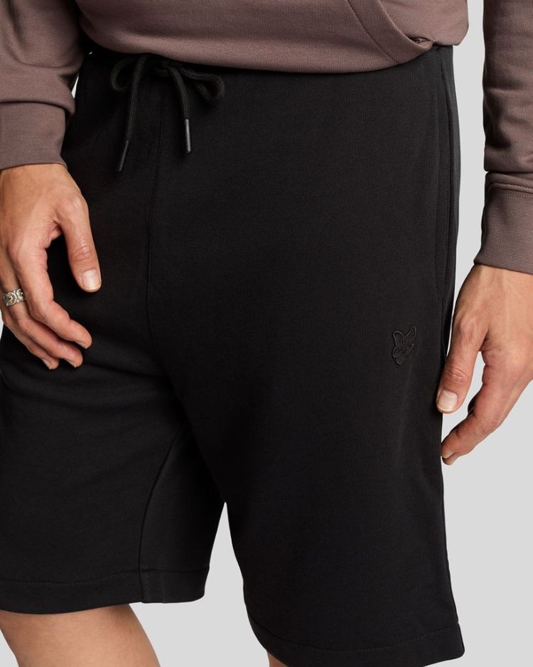 Lyle & Scott Sweatshort Zwart heren (SUPERFINE SWEATSHORT - ML2254TONT.Z865) - GL Sport (Sluis)