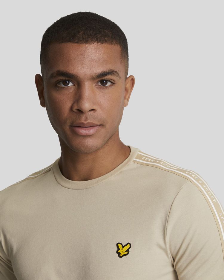 Lyle & Scott T-shirt Beige heren (TAPE T-SHIRT - TS2181SP.W827) - GL Sport (Sluis)