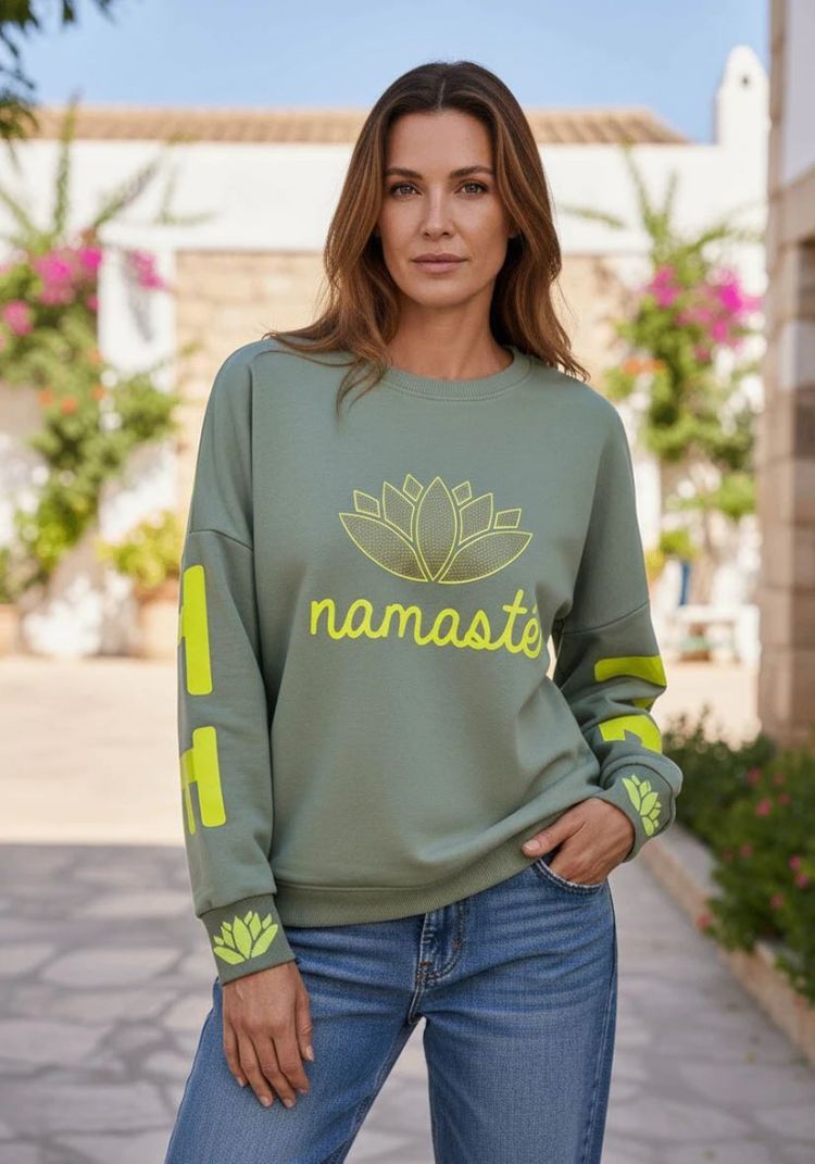 Miss Goodlife Sweater Groen