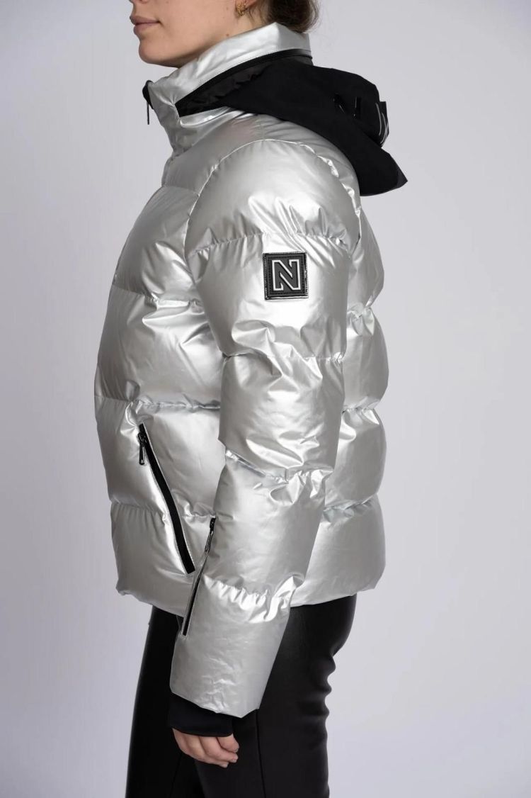 NIKKIE Ski-jas Zilver dames (GSTAAD METALLIC SKI JACKET - N4-274-2407.SILVER) - GL Sport (Sluis)