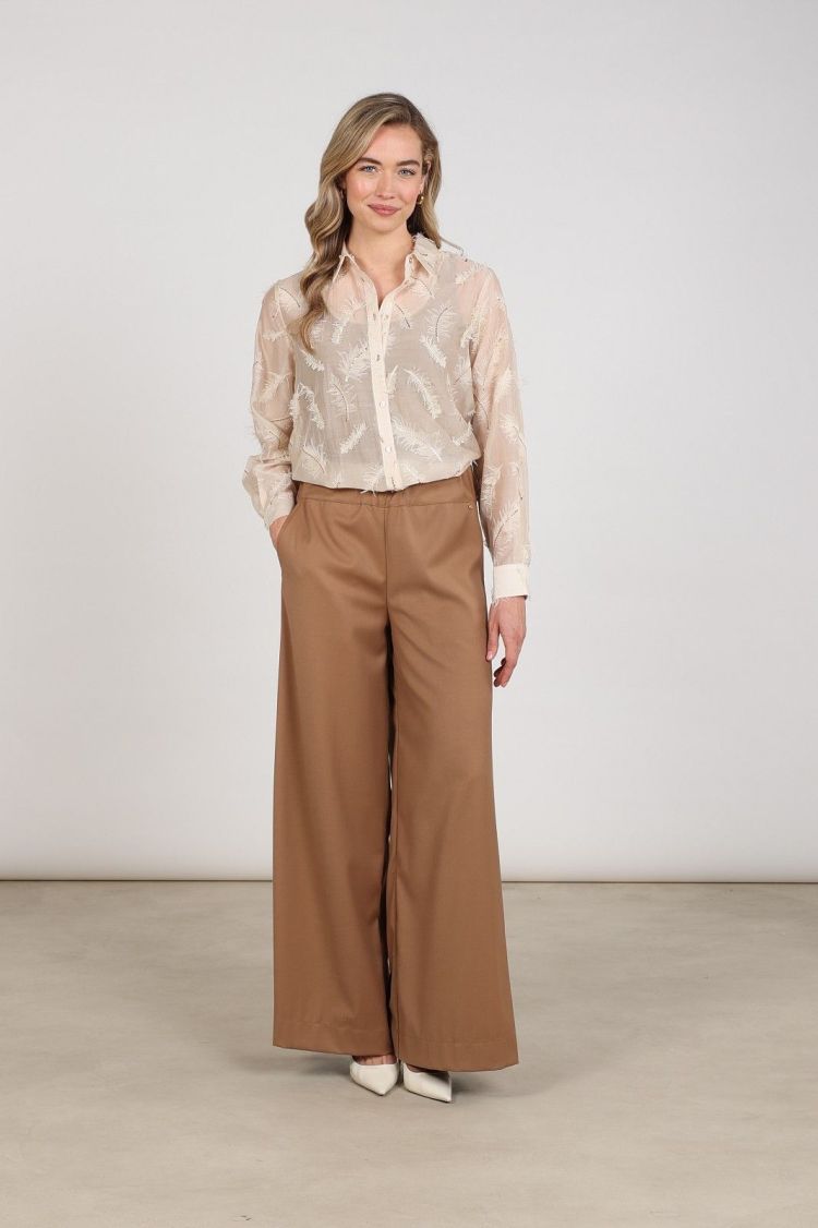 Nukus by Nick Vervoort Blouse Beige dames (AYSHA BLOUSE FEATHERS - AYSHA.BLOUSE.SAND) - GL Sport (Sluis)