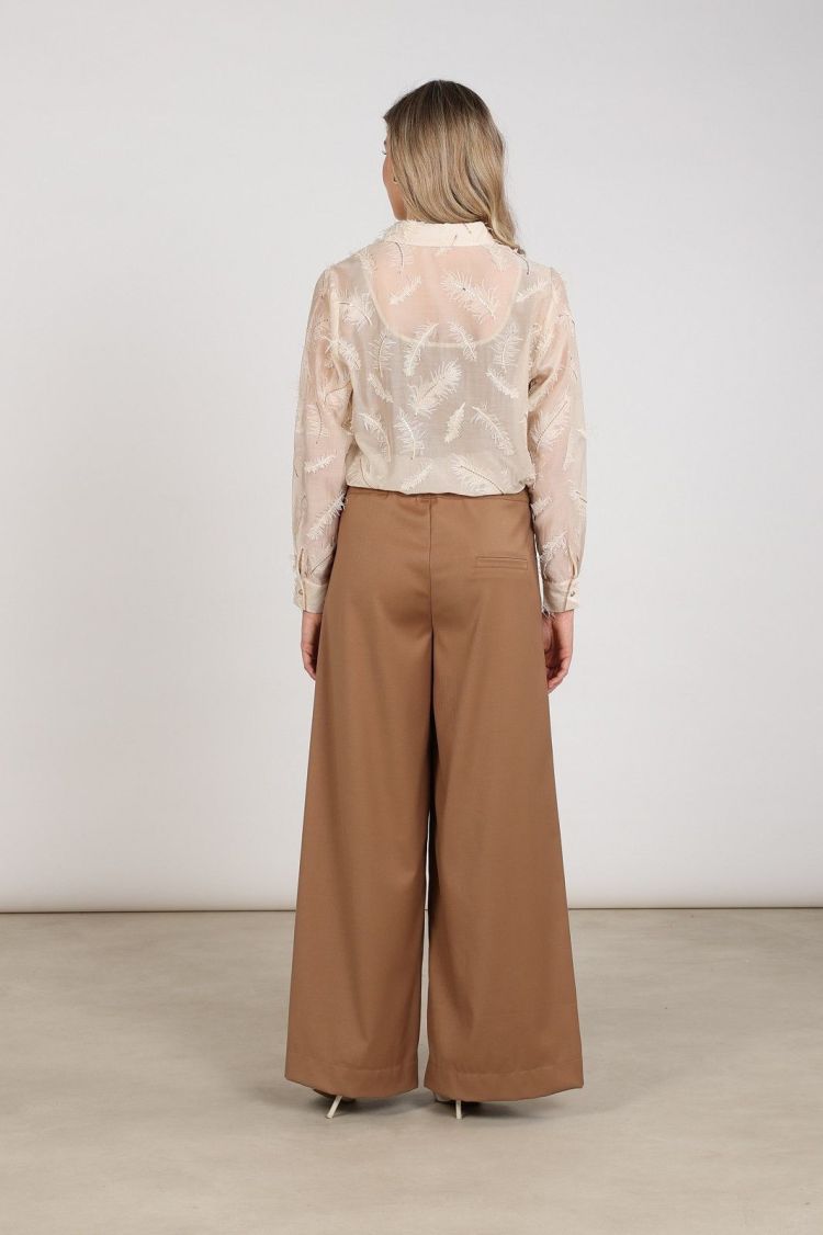 Nukus by Nick Vervoort Blouse Beige dames (AYSHA BLOUSE FEATHERS - AYSHA.BLOUSE.SAND) - GL Sport (Sluis)