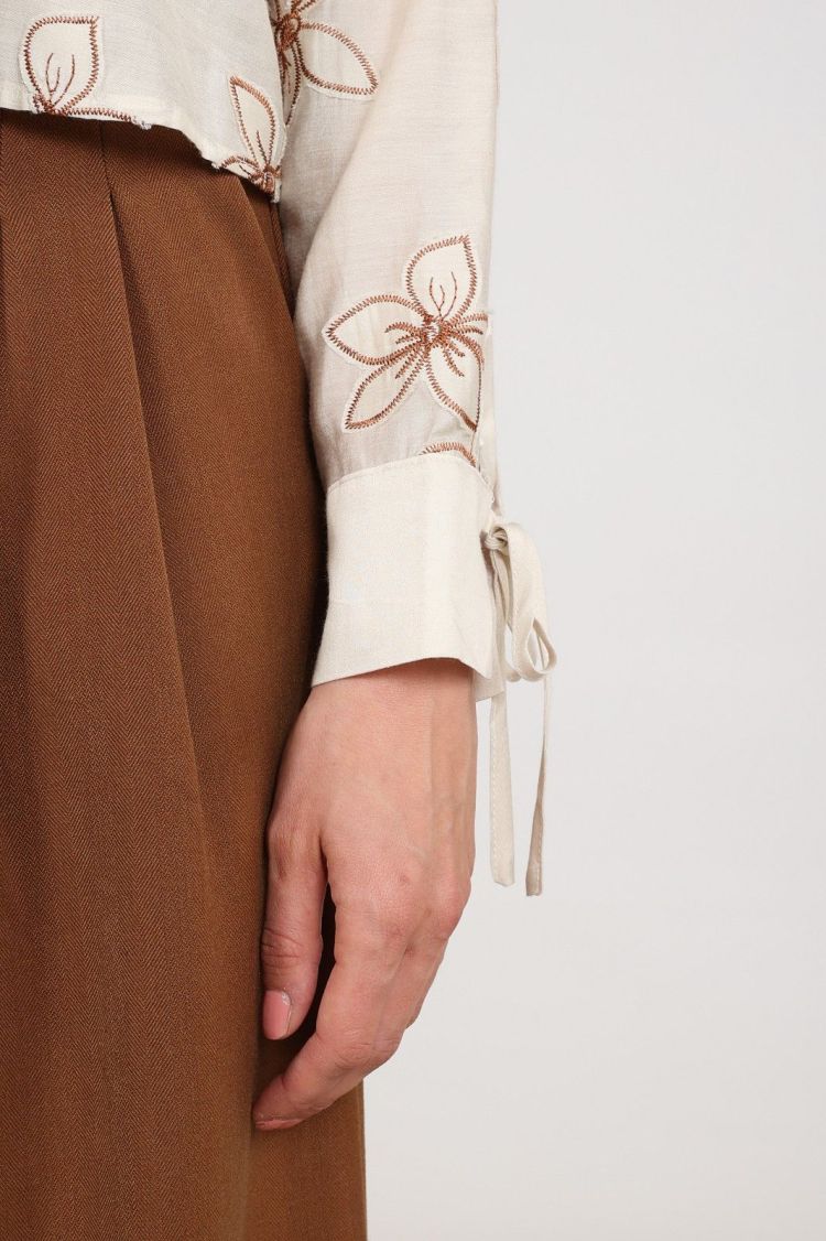 Nukus by Nick Vervoort Blouse Beige dames (BAILEY BLOUSE FLOWER - BAILEY.BLOUSE.SAND) - GL Sport (Sluis)