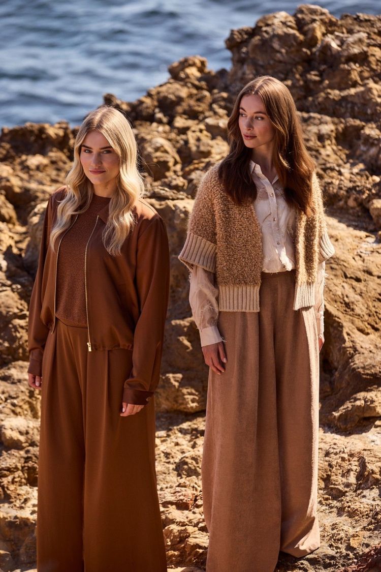 Nukus by Nick Vervoort Vest Bruin dames (BELL CARDIGAN  - BELL.CARD.TOFFEE) - GL Sport (Sluis)