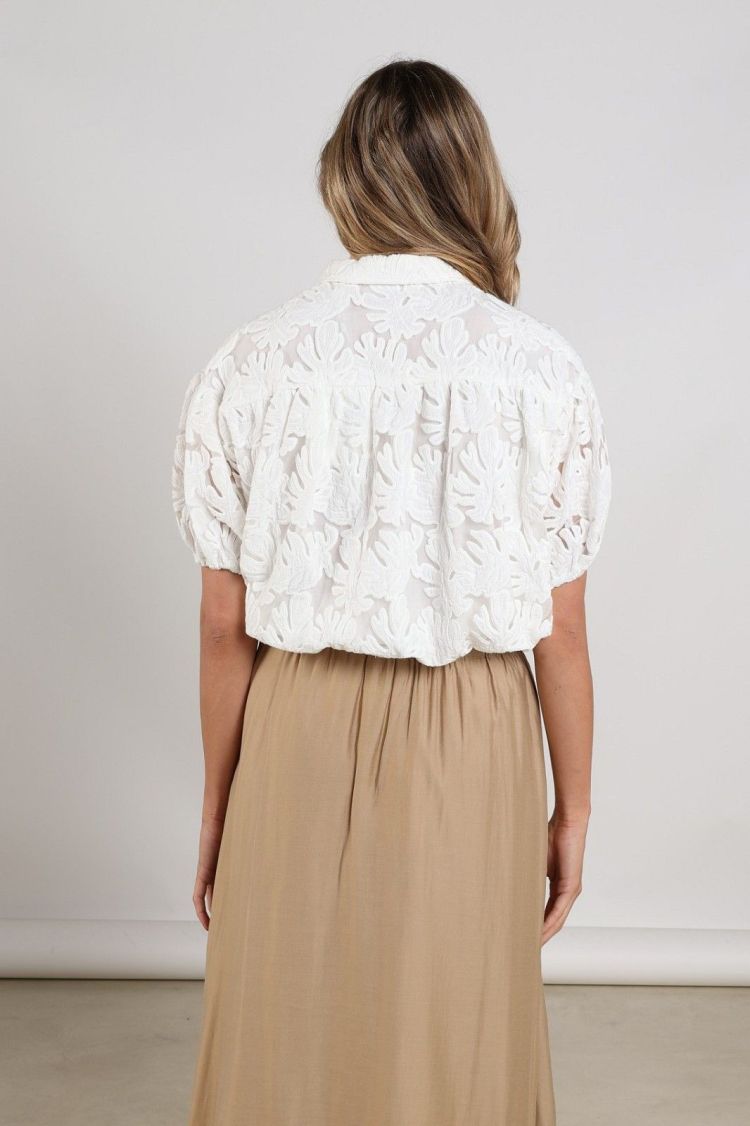 Nukus by Nick Vervoort Blouse Off-white dames (BERIT BLOUSE EMBRODERY - BERIT.BLOUSE.OFFWHT) - GL Sport (Sluis)