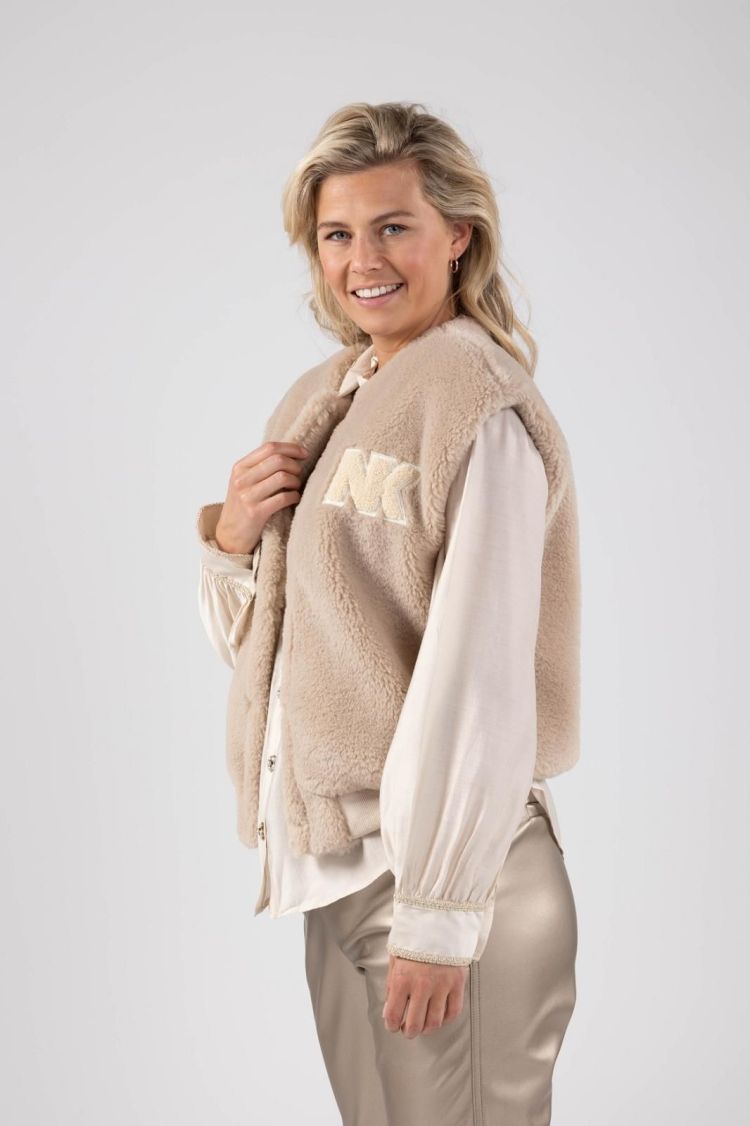 Nukus by Nick Vervoort Gilet Beige dames (BILLY GILET - BILLY.GILET.SAND) - GL Sport (Sluis)