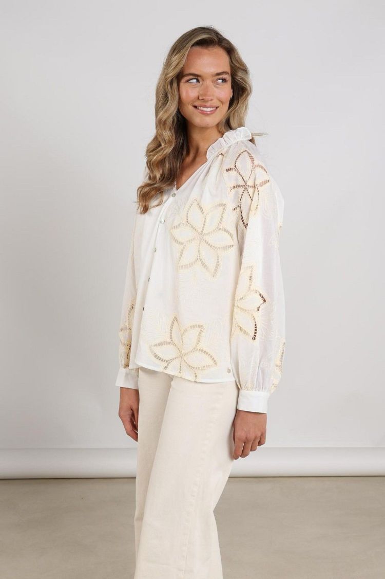 Nukus by Nick Vervoort Blouse Off-white dames (BRIDGET BLOUSE EMBRODERY - BRIDGET.BLOUSE.OFFWHT) - GL Sport (Sluis)