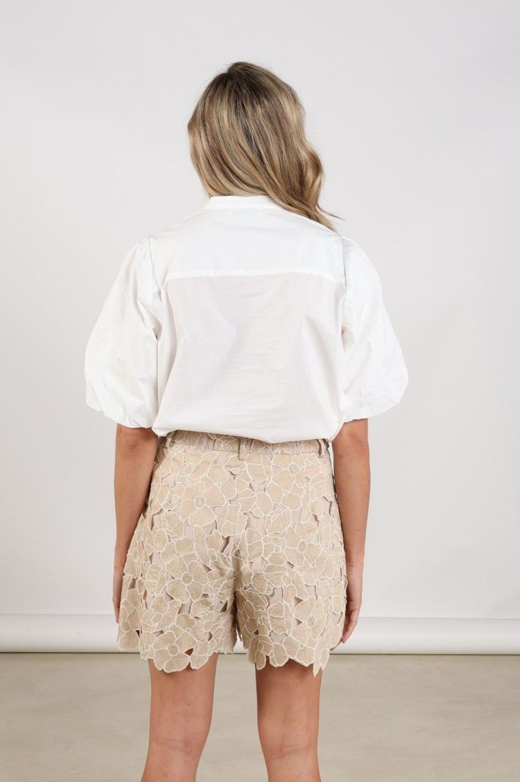 Nukus by Nick Vervoort Blouse Off-white dames (DANI BLOUSE  - DANI.BLOUSE.OFFWHT) - GL Sport (Sluis)