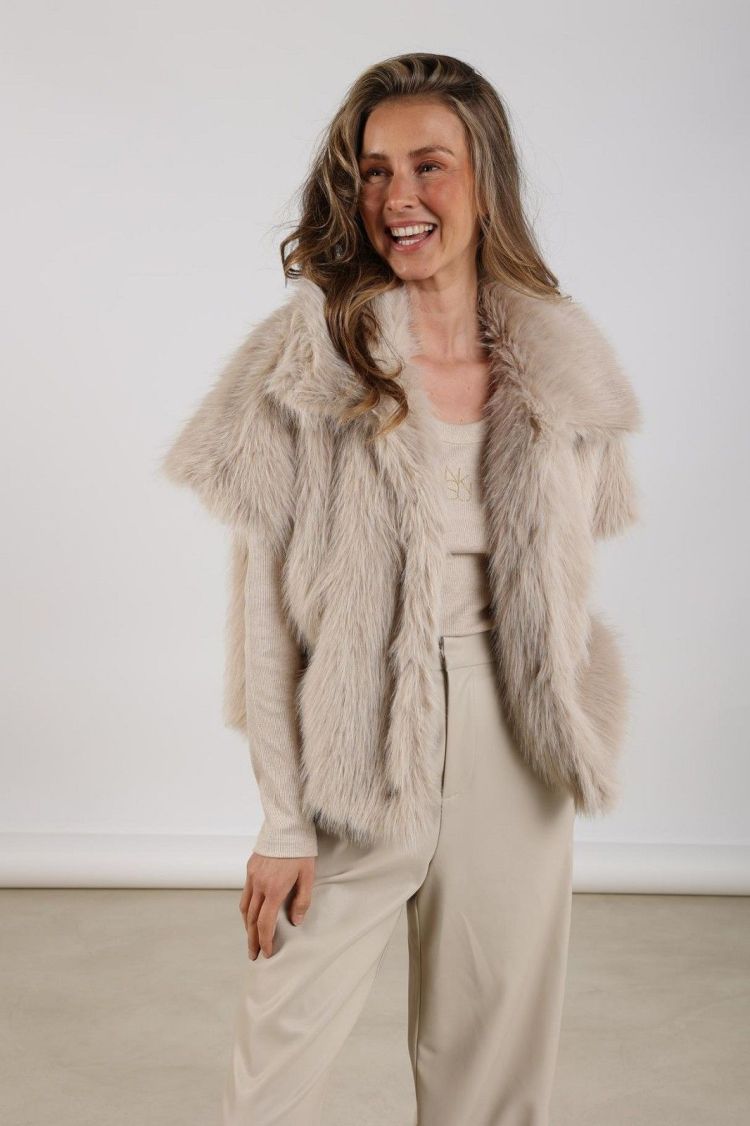 Nukus by Nick Vervoort Gilet Beige dames (LOUA GILET - LOUA.GIL.SAND) - GL Sport (Sluis)