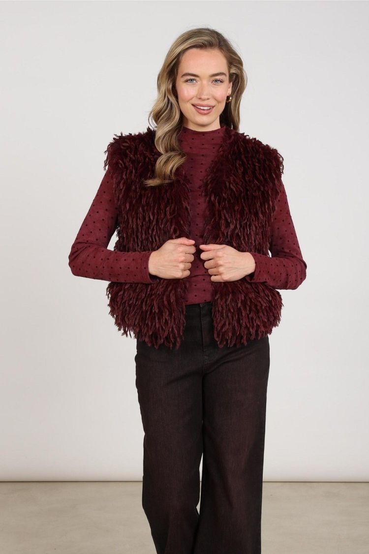 Nukus Gilet Rood dames (MILA GILET FEATHER - MILA.GILET.CHERRY) - GL Sport (Sluis)