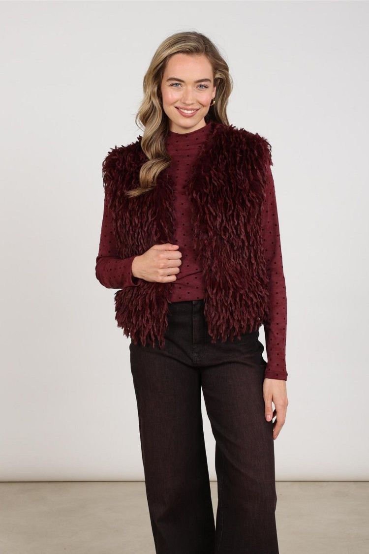 Nukus Gilet Rood dames (MILA GILET FEATHER - MILA.GILET.CHERRY) - GL Sport (Sluis)