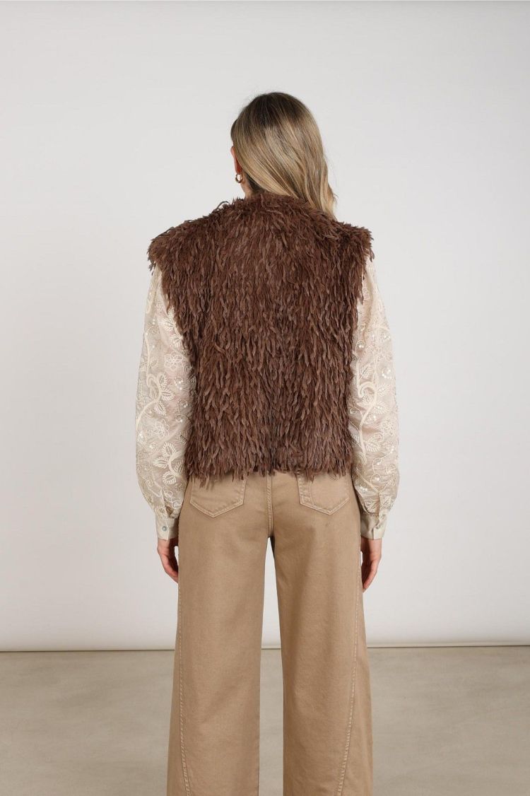 Nukus Gilet Taupe dames (MILA GILET FEATHER - MILA.GILET.TAUPE) - GL Sport (Sluis)