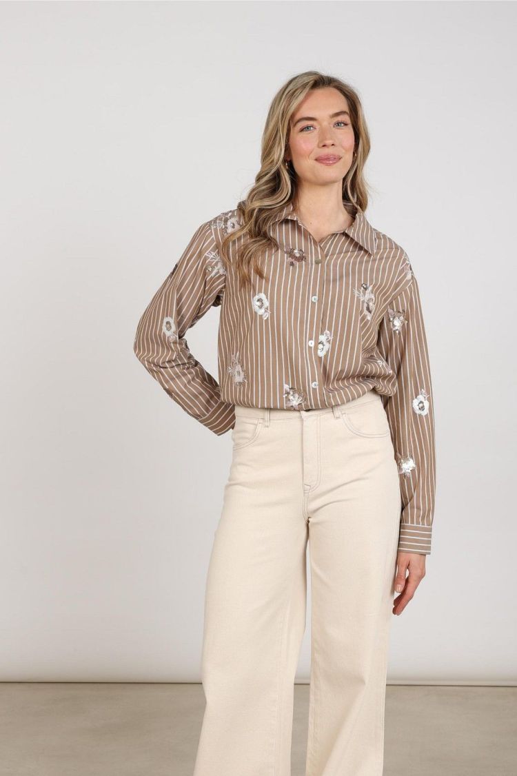 Nukus Blouse Taupe dames (NEWPORT BLOUSE STRIPE FLOWER - NEWPORT.BLOUSE.TAUPE) - GL Sport (Sluis)