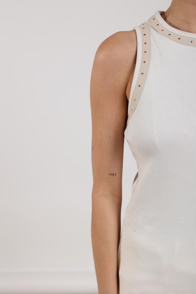 Nukus by Nick Vervoort Top Off-white dames (NICE SINGLET STUDS - NICE.SL.OFFWHITE) - GL Sport (Sluis)