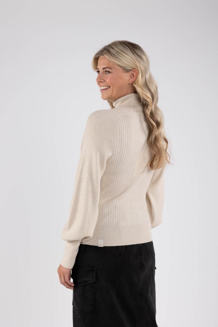 Nukus by Nick Vervoort Pull Beige dames (SYLVIA PULLOVER - WSYLVIA.PULL.SAND) - GL Sport (Sluis)