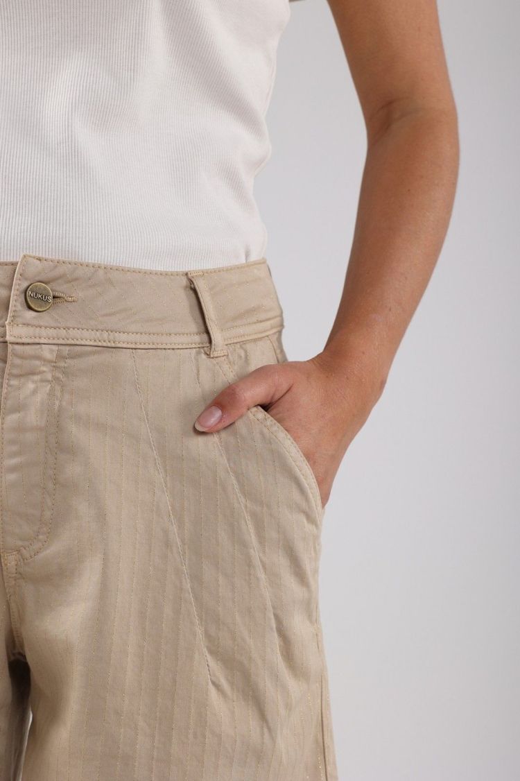 Nukus by Nick Vervoort Short Beige dames (TANYA SHORT STRIPE - TANYA.SHORT.SAND) - GL Sport (Sluis)