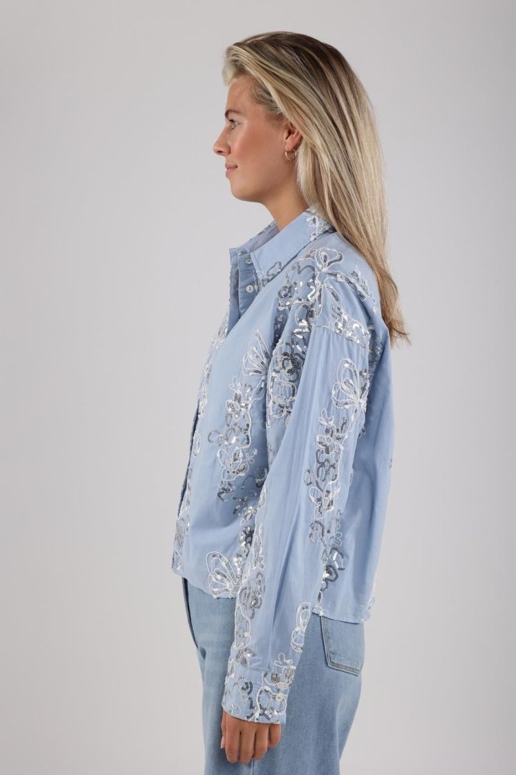 Nukus by Nick Vervoort Blouse Blauw dames (TESSA BLOUSE PAILLET - TESSA.BLOUSE.SKY) - GL Sport (Sluis)