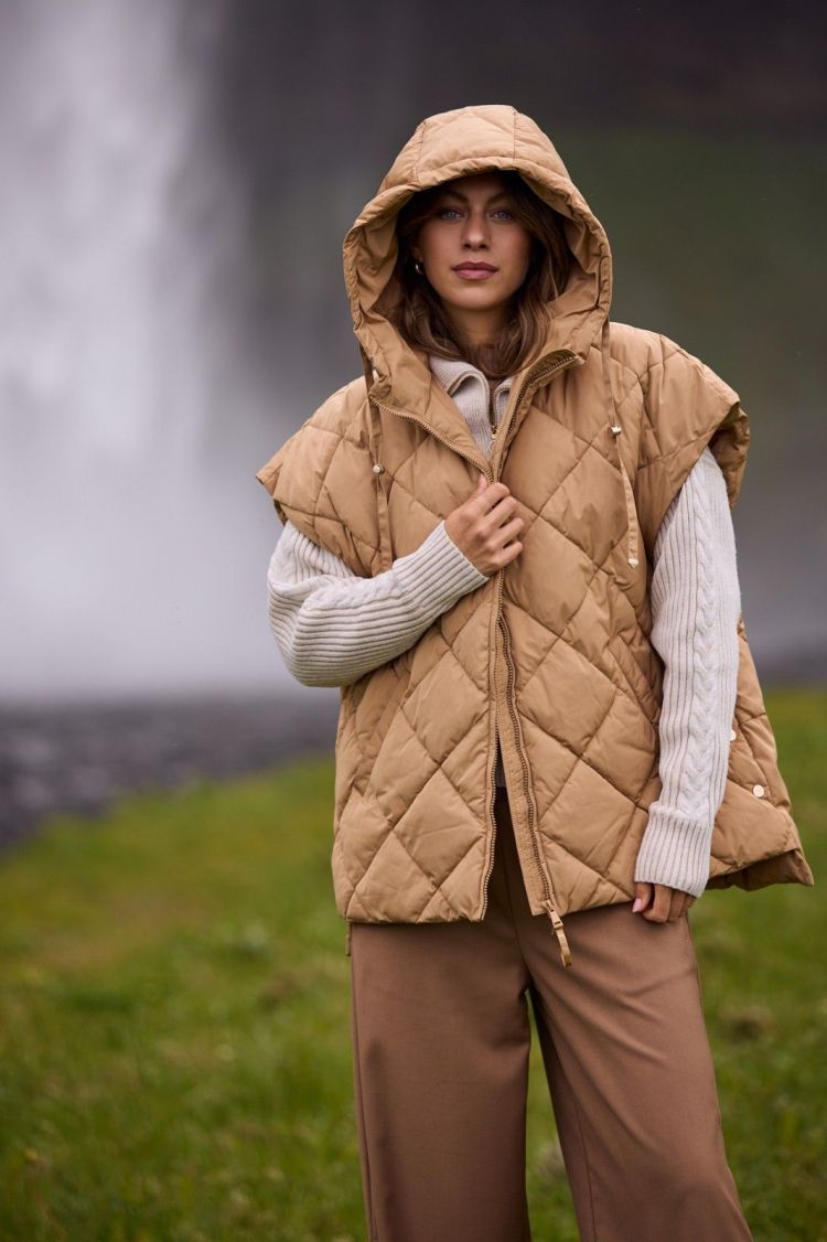 Nukus by Nick Vervoort Jas Bruin dames (WILLOW JACKET - WILLOW.JKT.CAMEL) - GL Sport (Sluis)