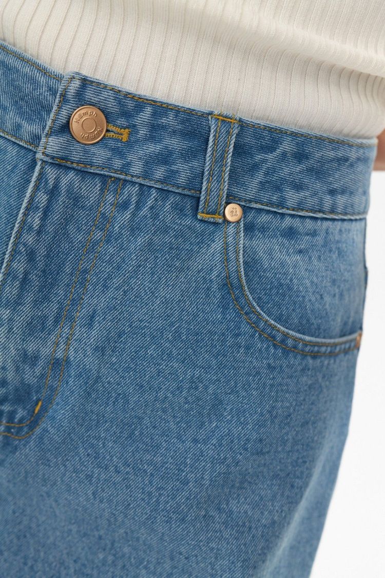 Nümph Short Lichtblauw dames (NUVIRGINIA DENIM SHORTS - 705428.3010) - GL Sport (Sluis)