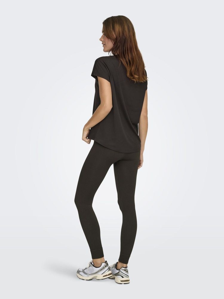 Only Play T-shirt Bruin dames (AUBREE ON SS BAT LOOSE TEE - 15137012.CHOCO) - GL Sport (Sluis)
