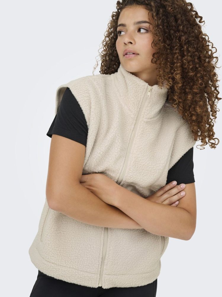 Only Play Bodywarmer Creme dames (MON HN FZ SHORT TEDDY WAISTCOAT - 15354292.PUMICESTONE ) - GL Sport (Sluis)