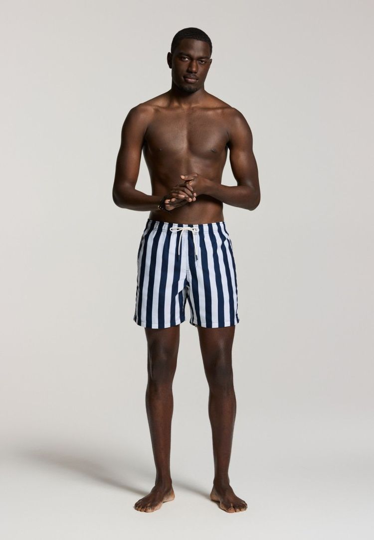 Shiwi Zwembroek Blauw heren (SWIM SHORTS BROAD STRIPE - 1441100200.6857) - GL Sport (Sluis)