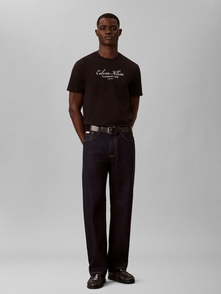 Calvin Klein T-shirt Zwart heren (SS 30S EU SCRIPT CALVIN KLEIN - LV04RH830G.UB1) - GL Sport (Sluis)