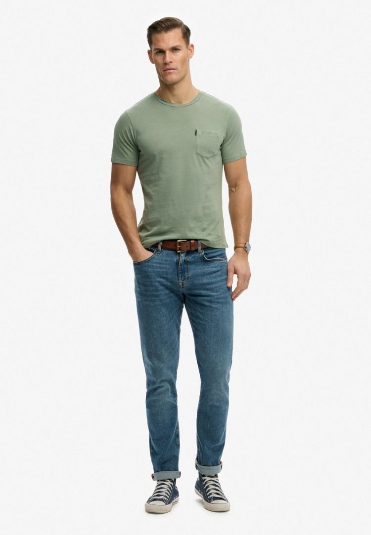 Superdry T-shirt Groen heren (CLASSIC ESSENTIAL POCKET T-SHIRT - M1012206A.1XE) - GL Sport (Sluis)