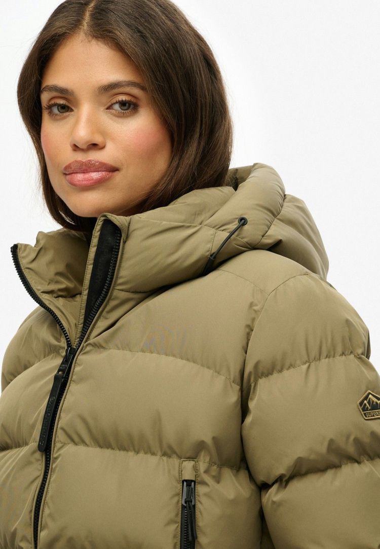 Superdry & Co Jas Kaki dames (HOODED SPORTS PUFFER JACKET - W5011996A.03O) - GL Sport (Sluis)