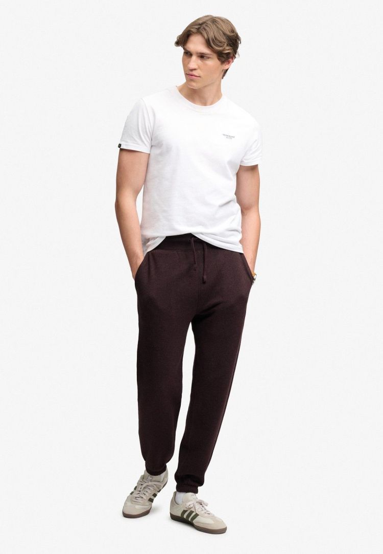 Superdry & Co Joggingbroek Bordeaux heren (ESSENTIAL COMPANY LOGO JOGGER - M7011531A.M8F) - GL Sport (Sluis)