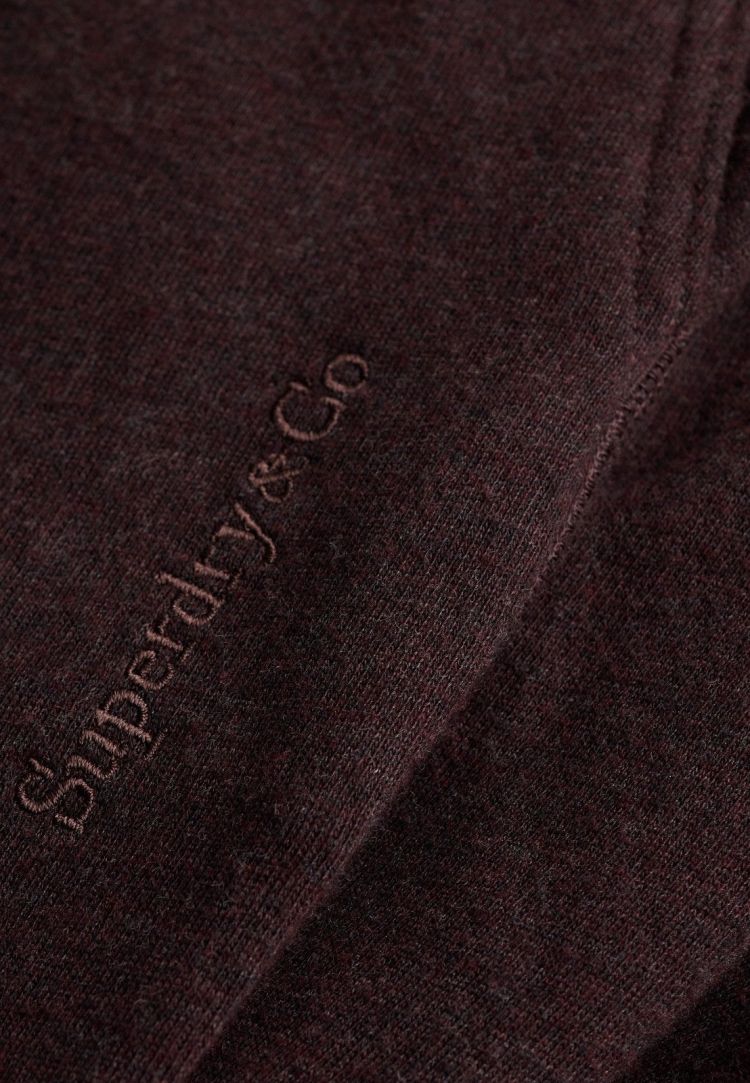 Superdry & Co Joggingbroek Bordeaux heren (ESSENTIAL COMPANY LOGO JOGGER - M7011531A.M8F) - GL Sport (Sluis)