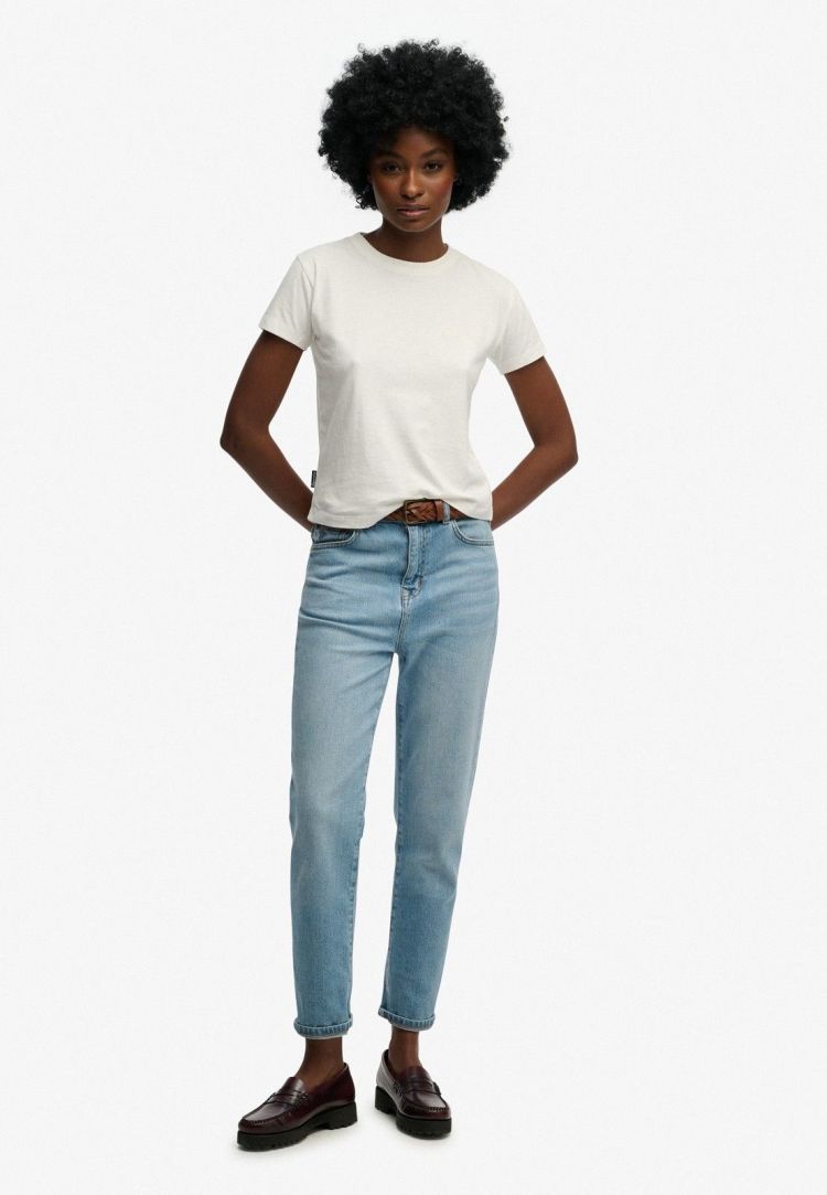 Superdry T-shirt Off-white dames (ESSENTIAL LOGO FITTED T-SHIRT - W1011346A.8ML) - GL Sport (Sluis)