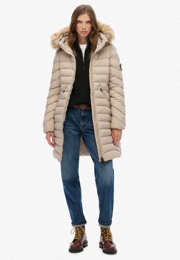 Superdry Jas Creme dames (FUJI FAUX FUR HOOD MID LENGTH  - W5011999A.7MO) - GL Sport (Sluis)