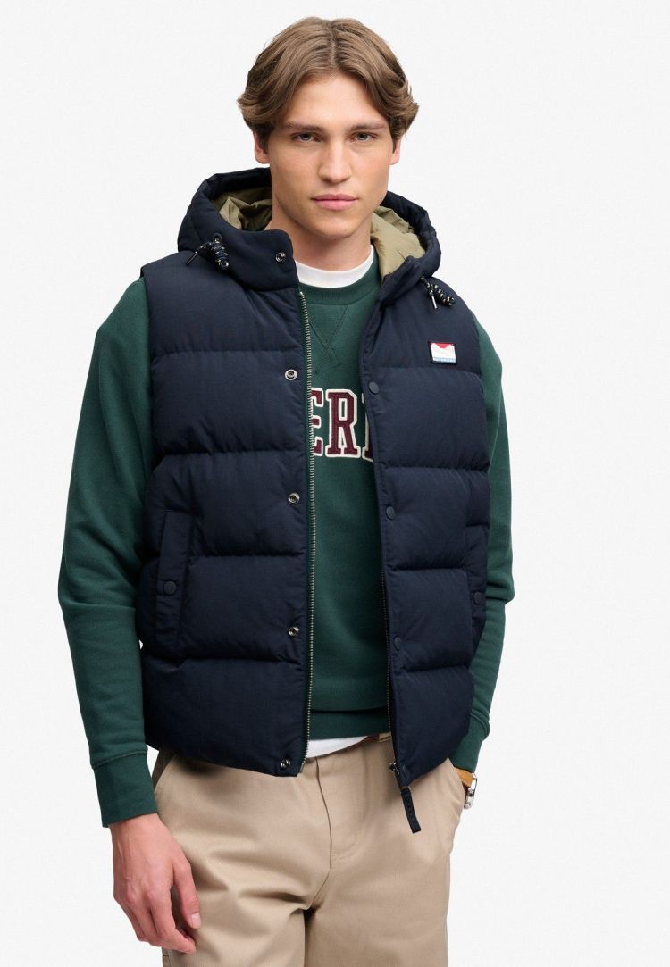 Superdry & Co Bodywarmer Blauw heren (HOOD SHORT EVEREST GILET - M5012425A.98T) - GL Sport (Sluis)