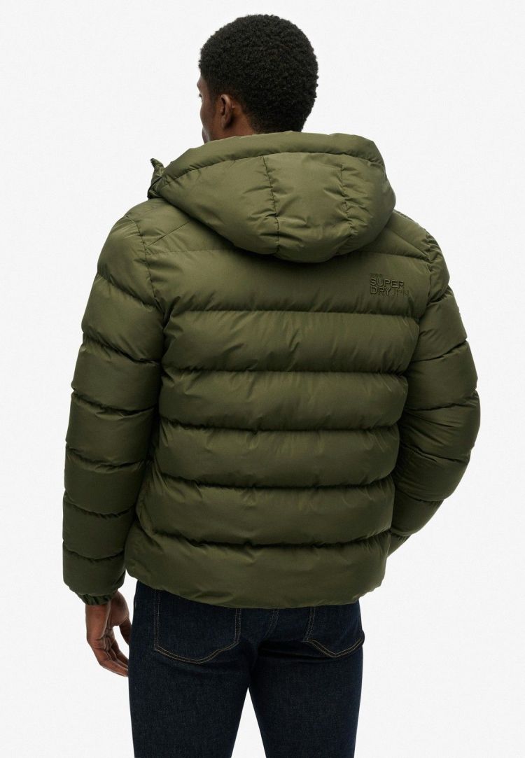 Superdry & Co Jas Army heren (HOODED SPORTS PUFFER JACKET - M5011905A.H1Q) - GL Sport (Sluis)