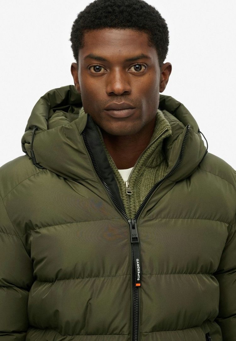 Superdry & Co Jas Army heren (HOODED SPORTS PUFFER JACKET - M5011905A.H1Q) - GL Sport (Sluis)