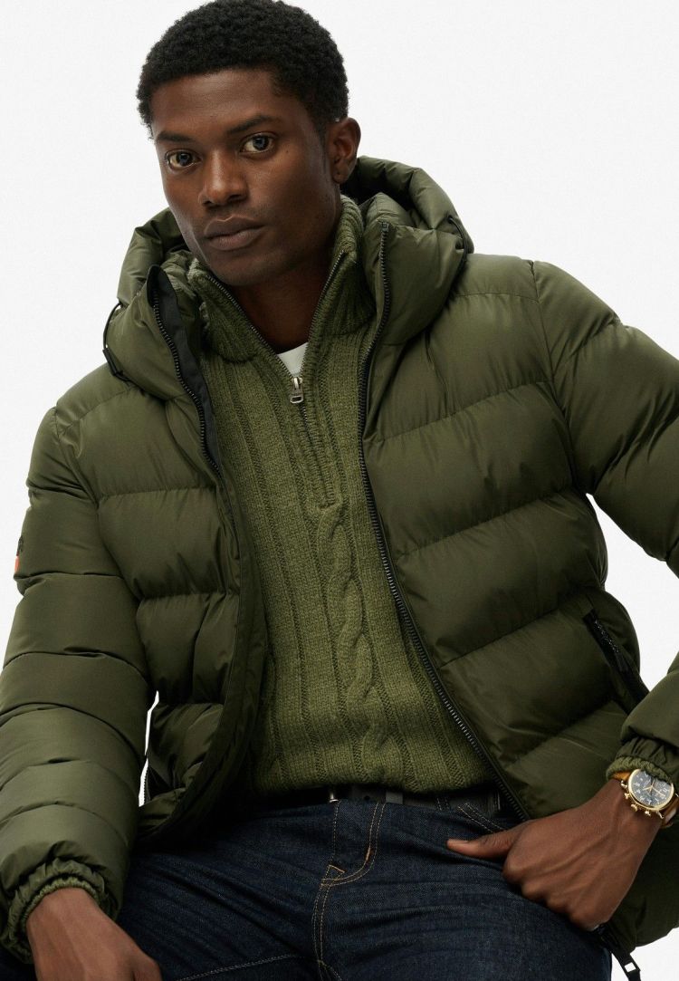 Superdry & Co Jas Army heren (HOODED SPORTS PUFFER JACKET - M5011905A.H1Q) - GL Sport (Sluis)